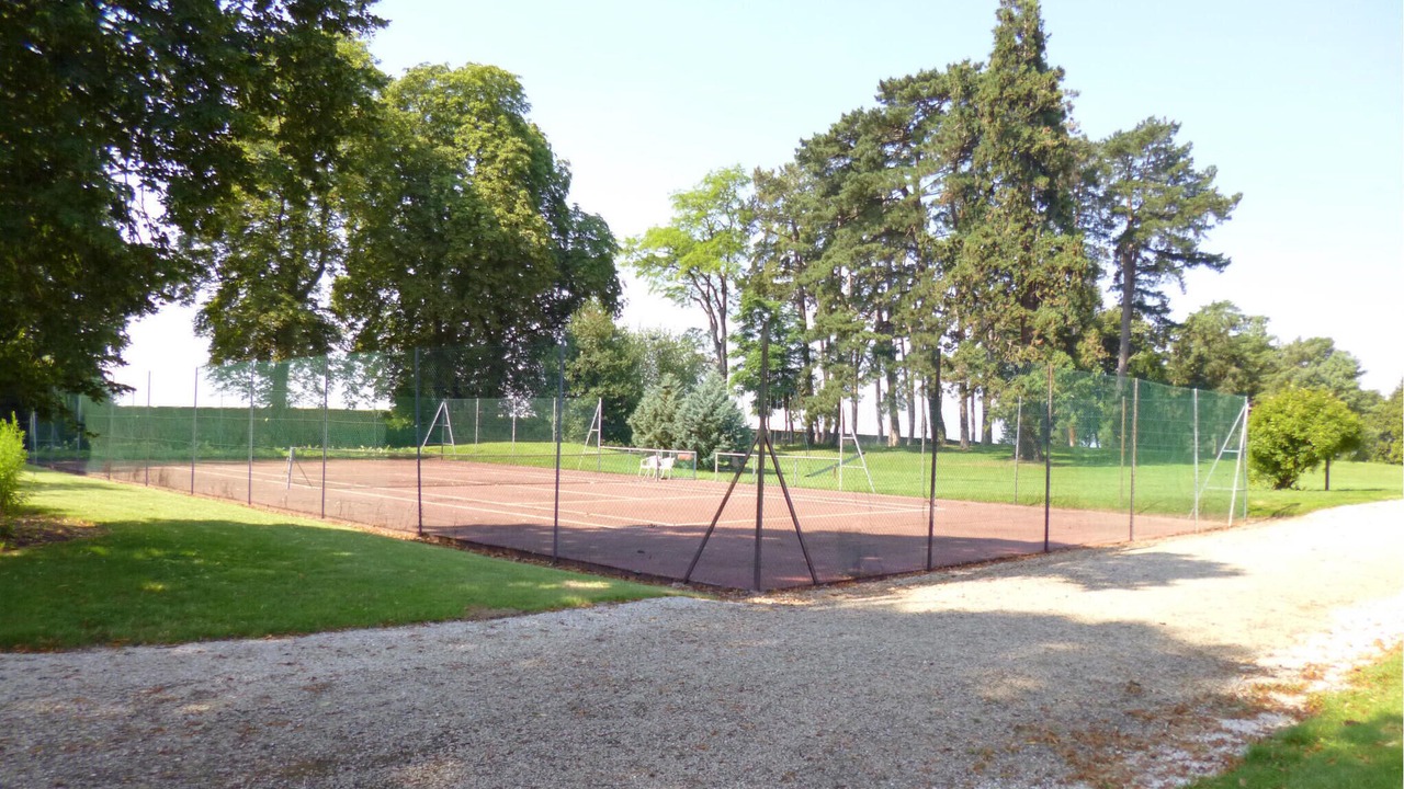 Photo of Others in Ocquerre