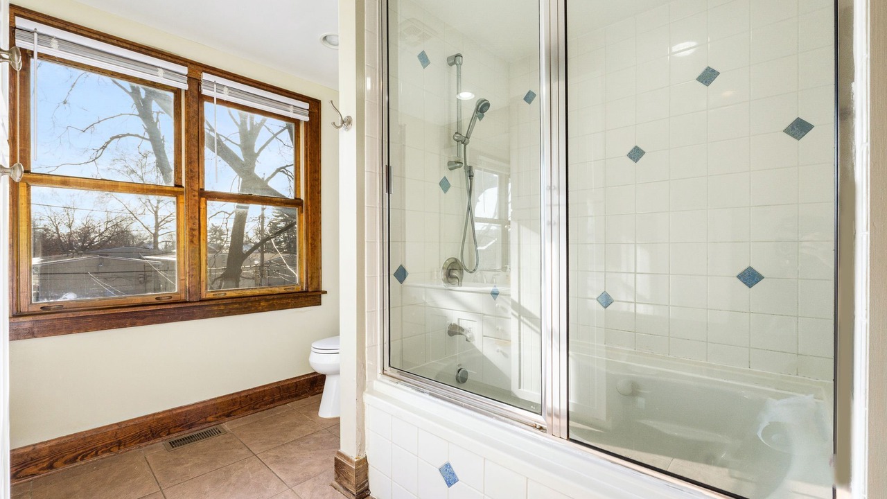 Photo of Bathroom in Old North Columbus