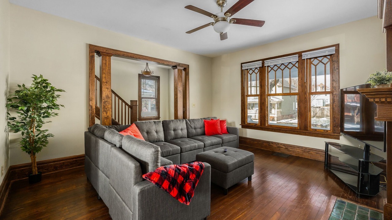 Photo of Livingroom in Old North Columbus
