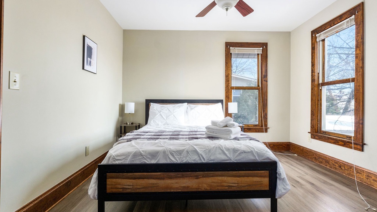 Photo of Bedroom in Old North Columbus