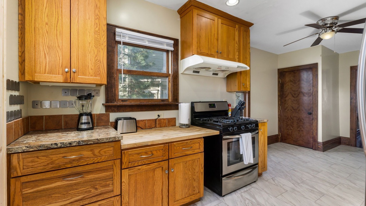 Photo of Kitchen in Old North Columbus