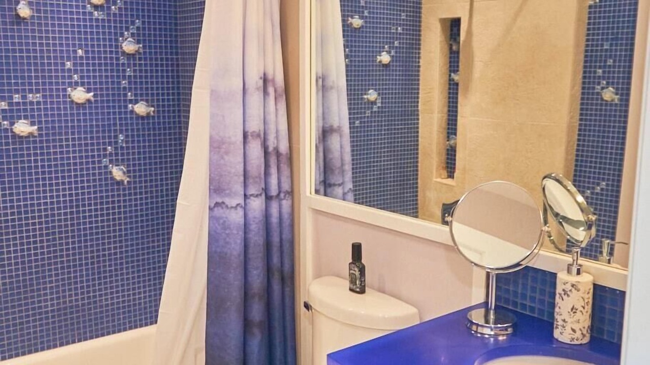 Photo of Bathroom in Caine Woods