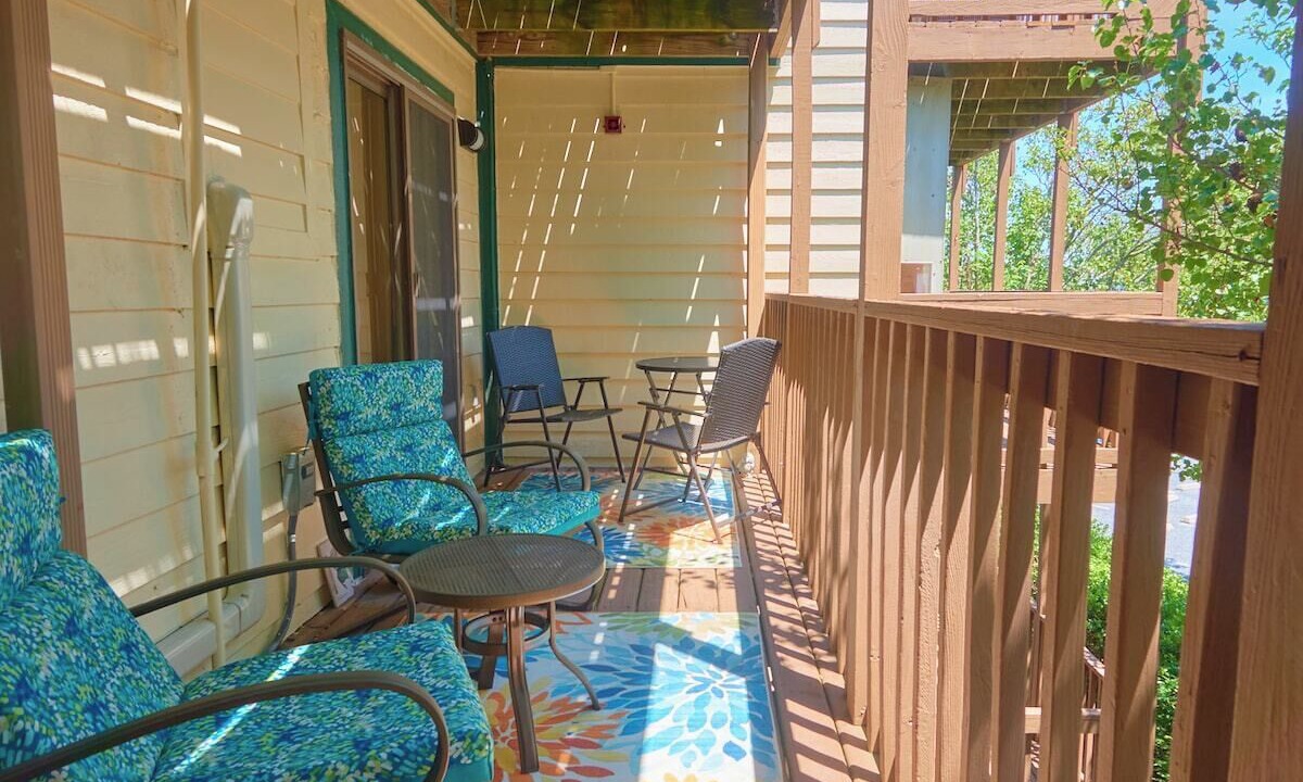 Photo of Patio Balcony in Caine Woods