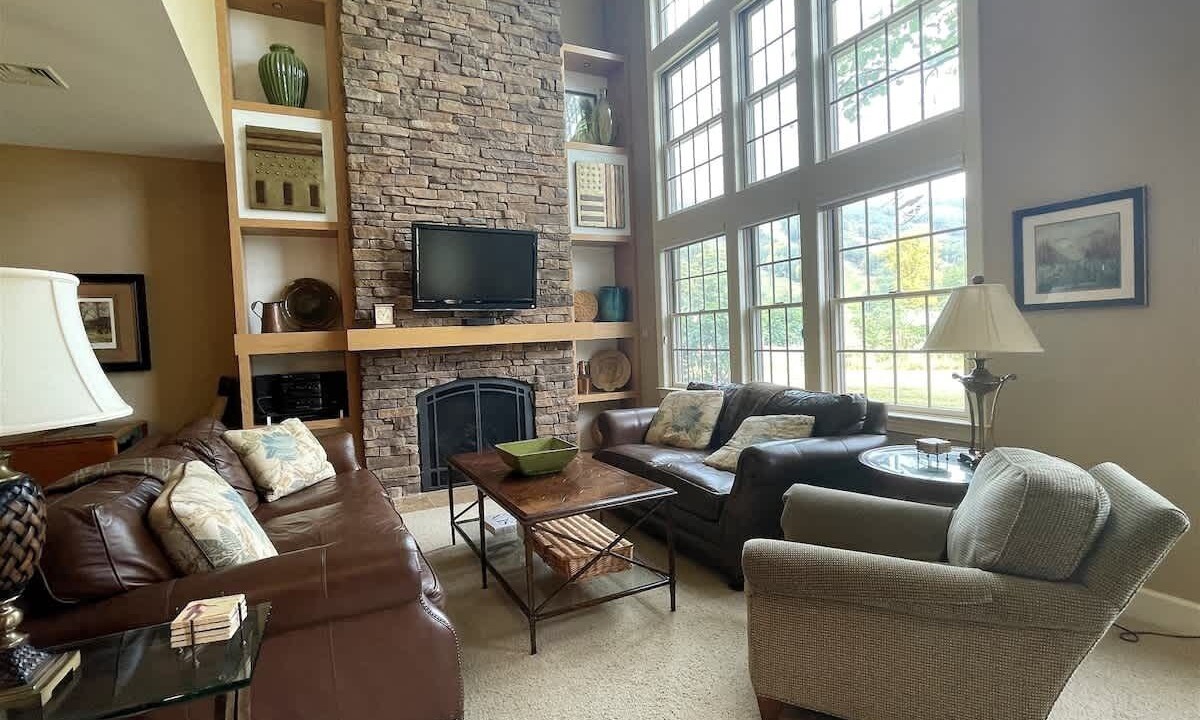 Photo of Livingroom in Mercersburg