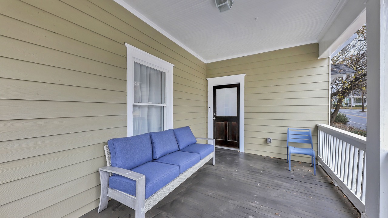 Photo of Patio Balcony in West End