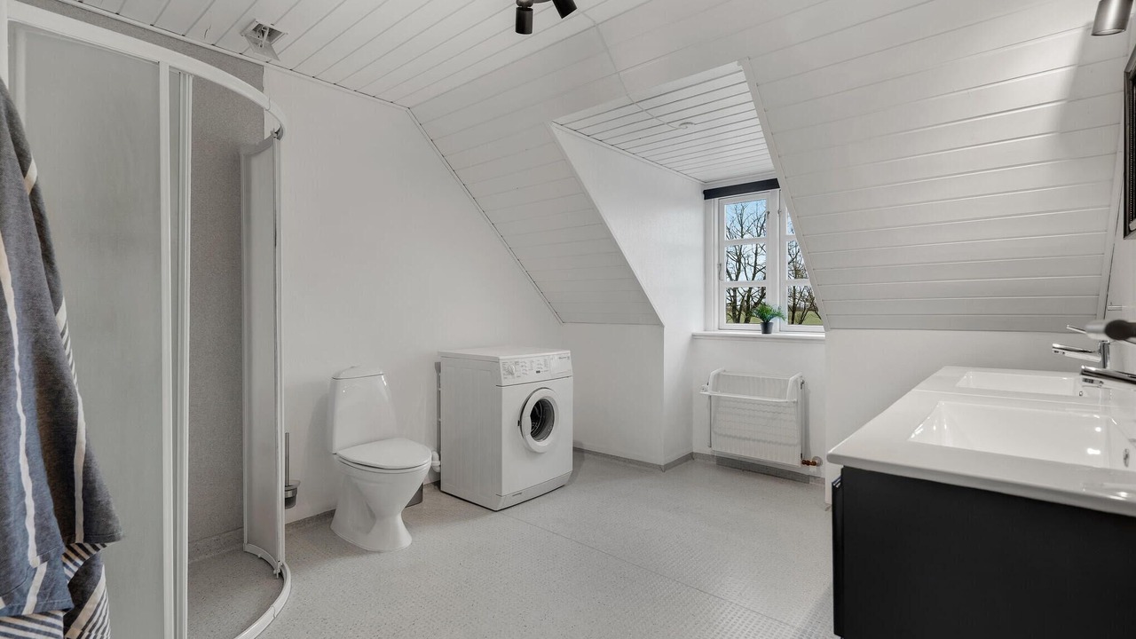 Photo of Bathroom in Hejnsvig