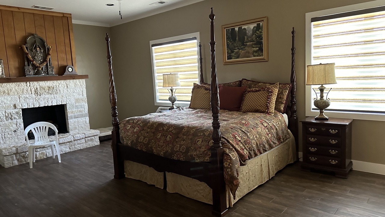 Photo of Livingroom in Weston