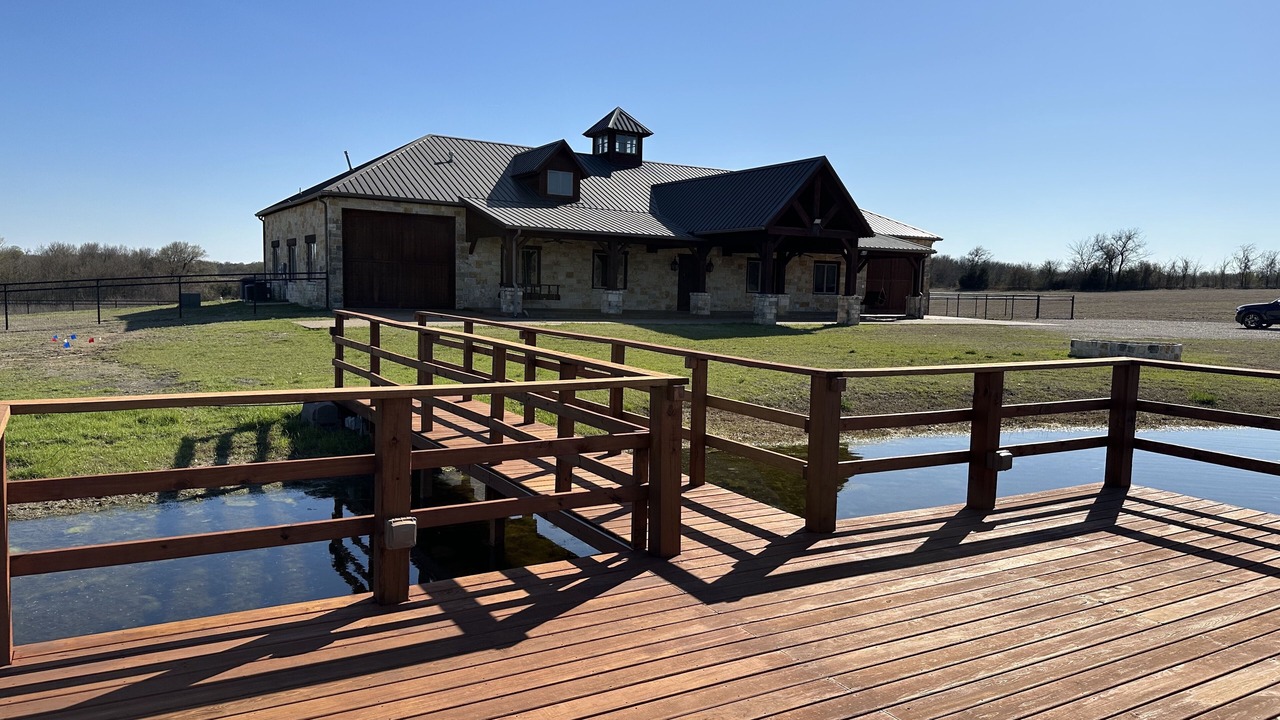 Photo of Outdoor in Weston