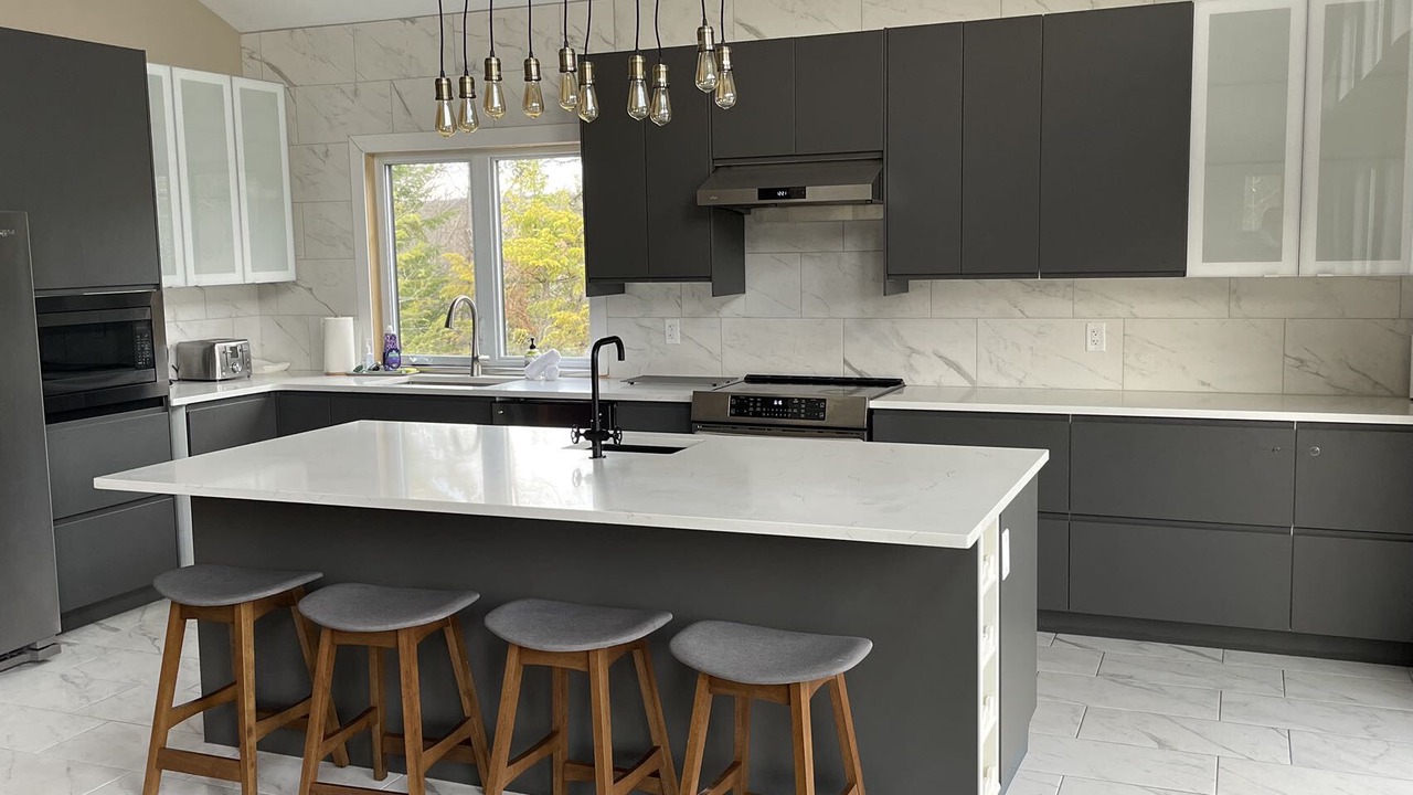 Photo of Kitchen in Val-des-Monts