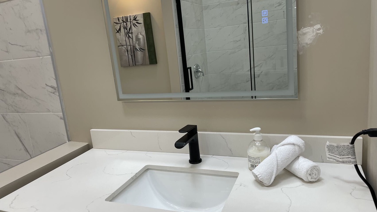 Photo of Bathroom in Val-des-Monts