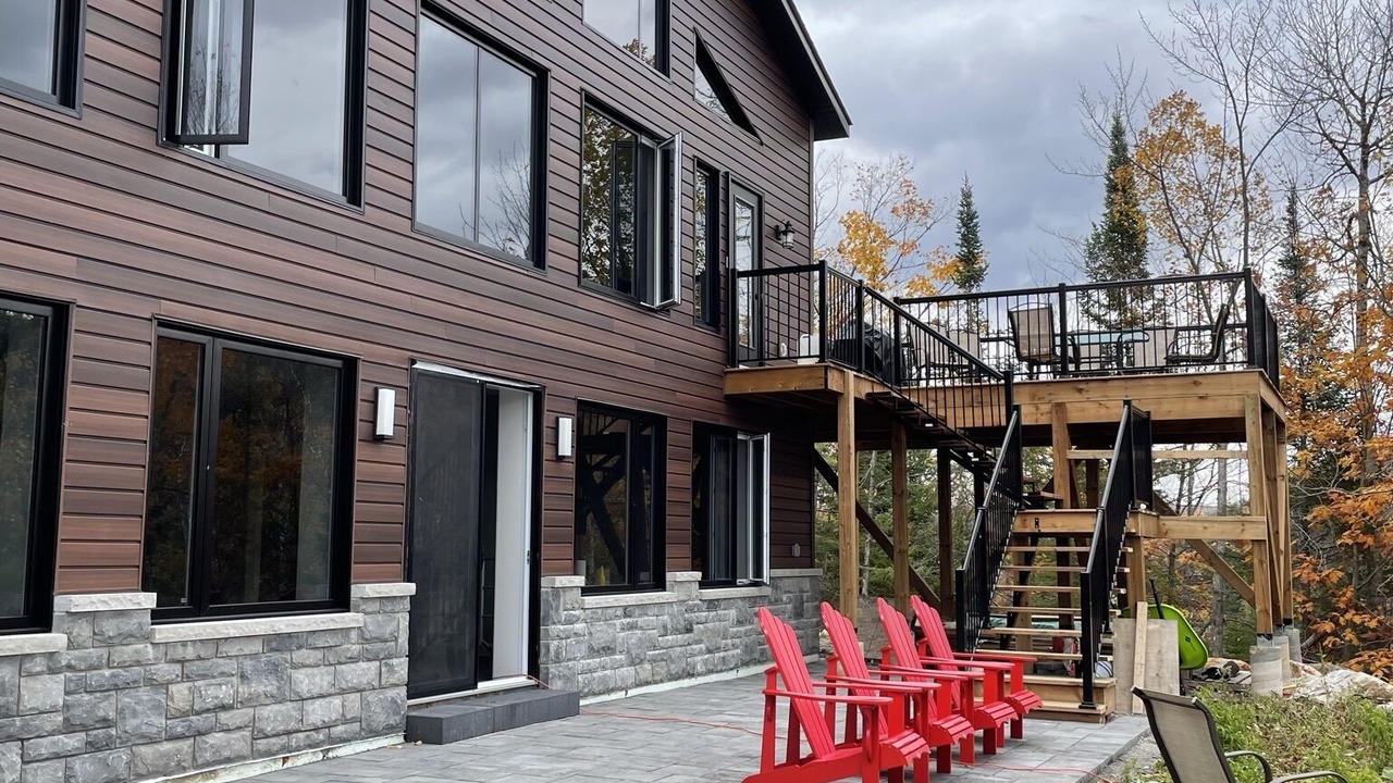 Photo of Patio Balcony in Val-des-Monts