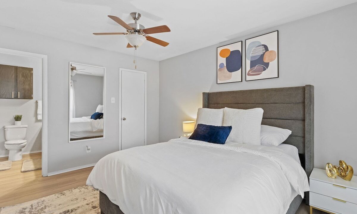 Photo of Bedroom in Red Bank