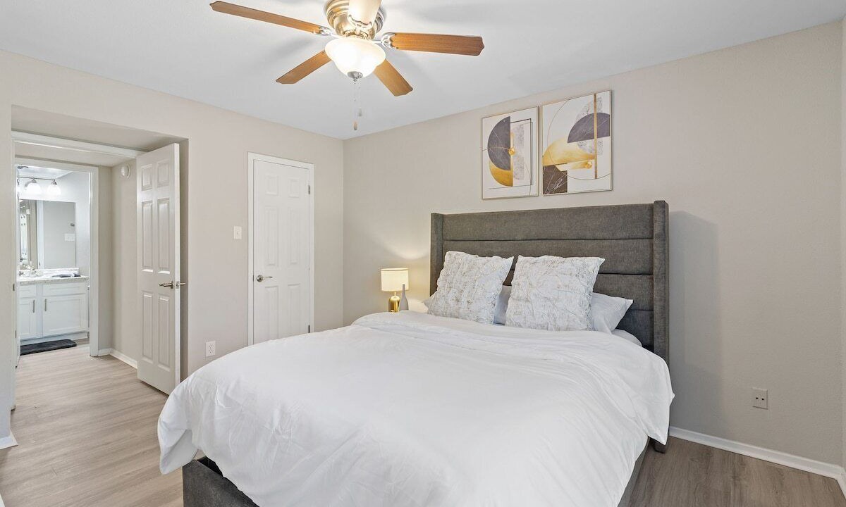 Photo of Bedroom in Red Bank