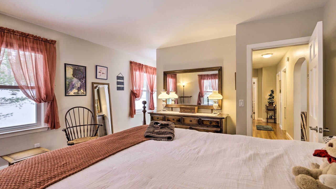 Photo of Bedroom in Hadley