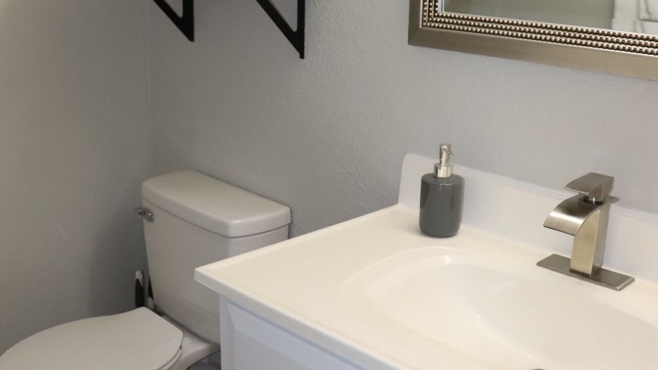 Photo of Bathroom in Eagle Pass