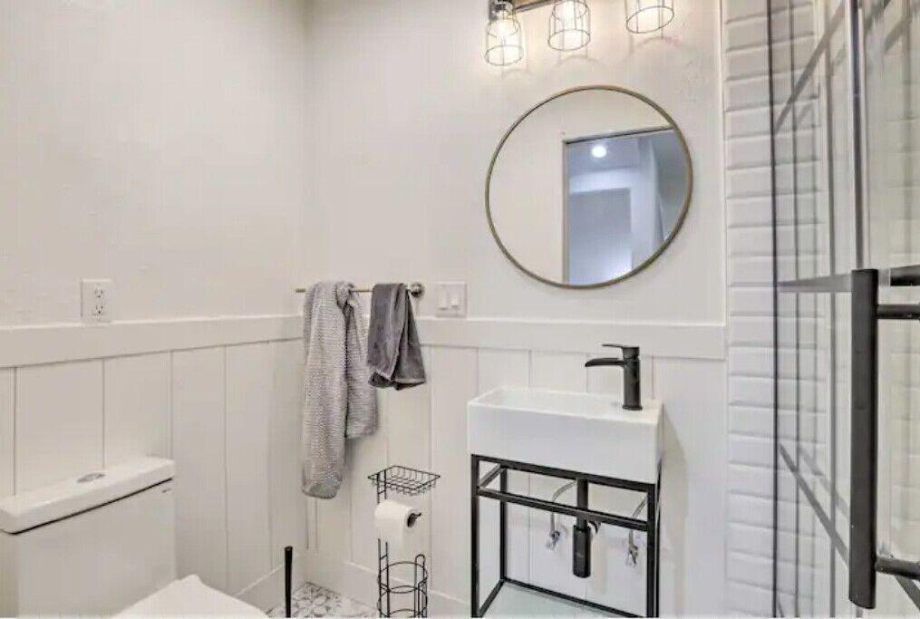 Photo of Bathroom in North Whisman