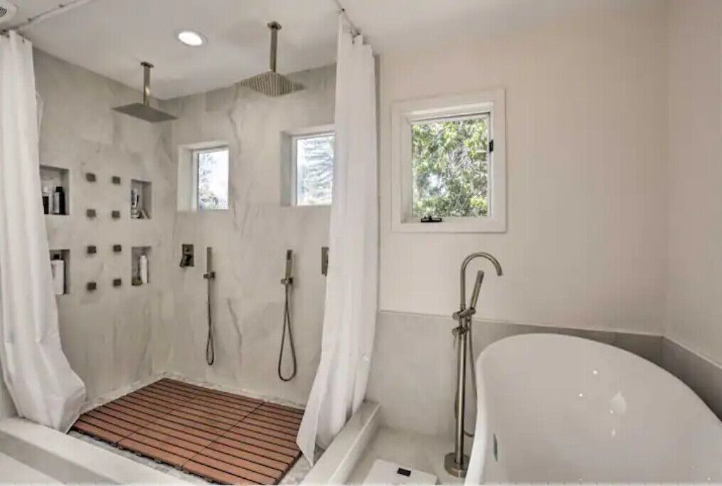 Photo of Bathroom in North Whisman