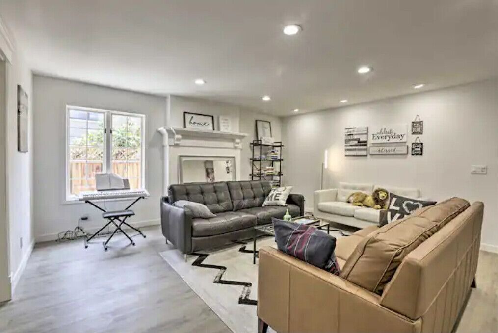 Photo of Livingroom in North Whisman