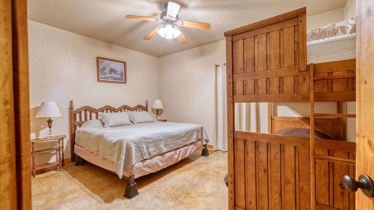 Photo of Bedroom in Concan