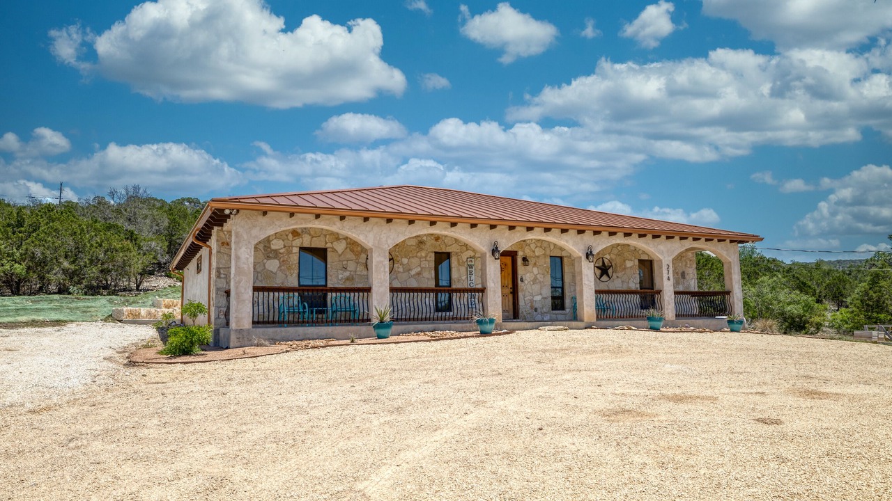 Photo of Outdoor in Concan