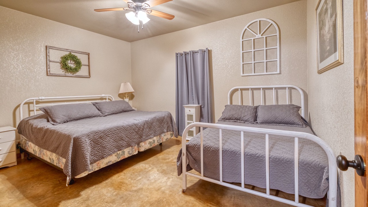 Photo of Bedroom in Concan