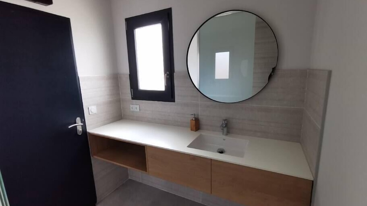 Photo of Bathroom in Villeneuve-de-la-Raho