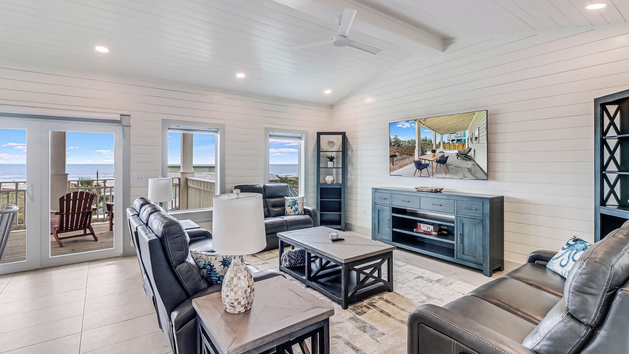 Photo of Livingroom in Sand Point