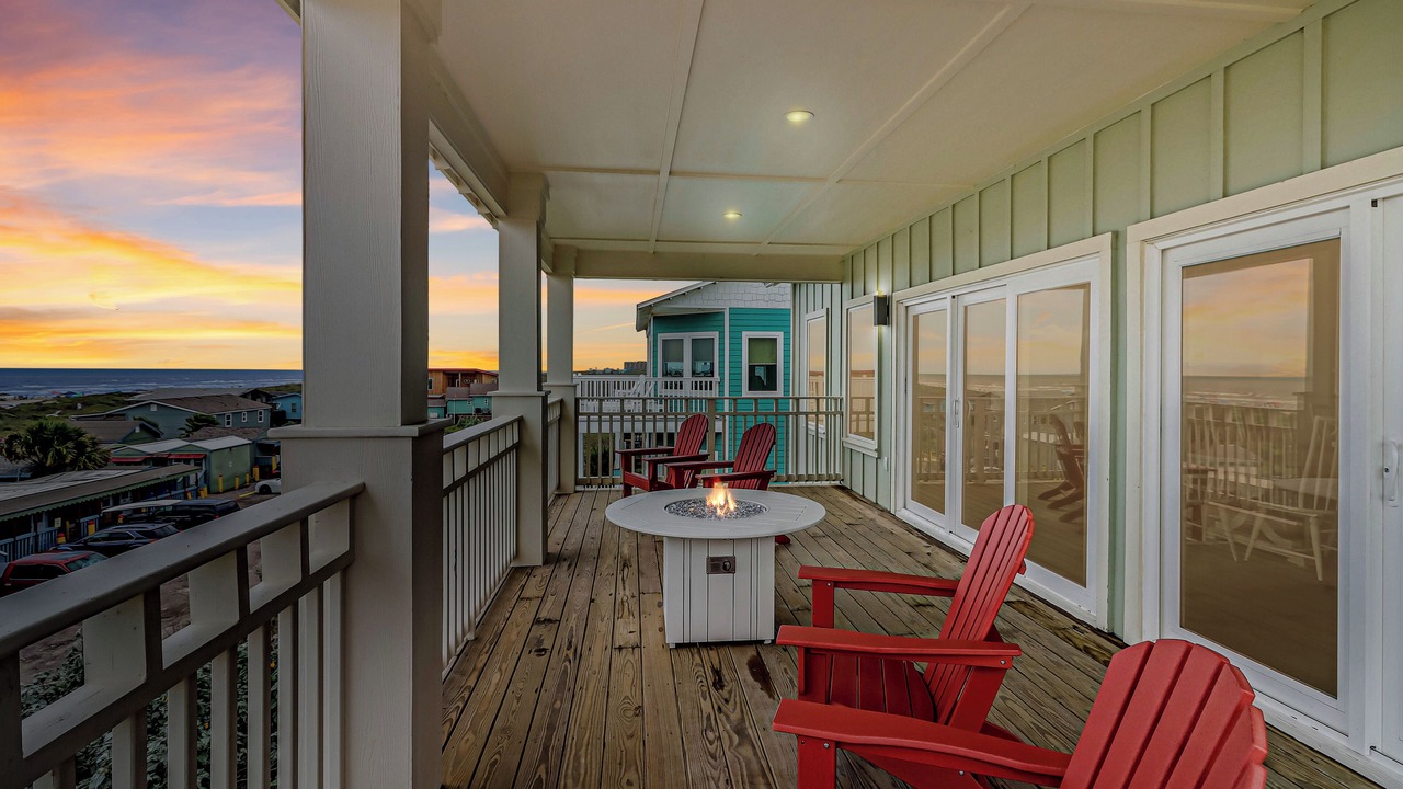 Photo of Patio Balcony in Sand Point