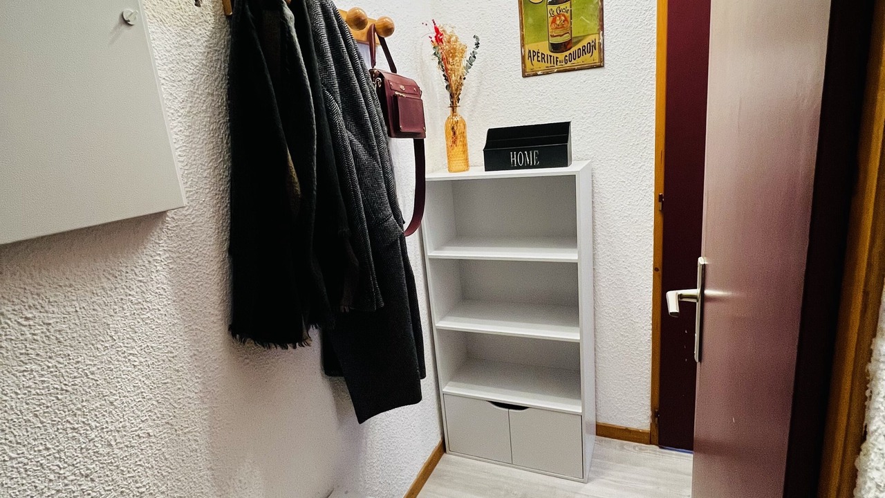 Photo of Others in Demi-Quartier