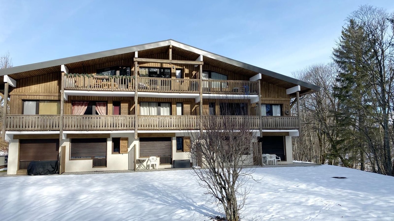 Photo of Outdoor in Demi-Quartier