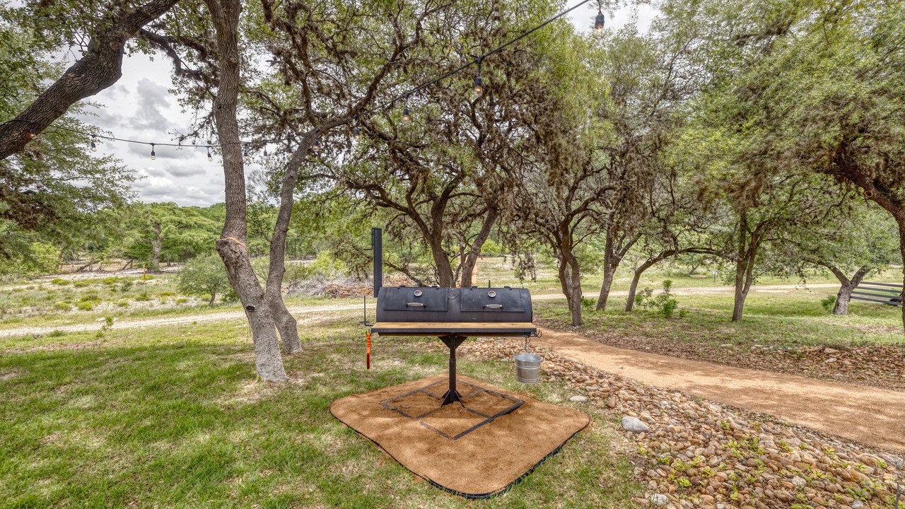 Photo of Outdoor in Concan