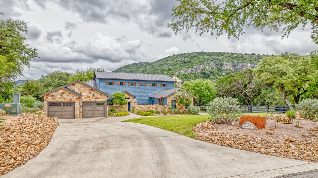 Photo of Outdoor in Concan