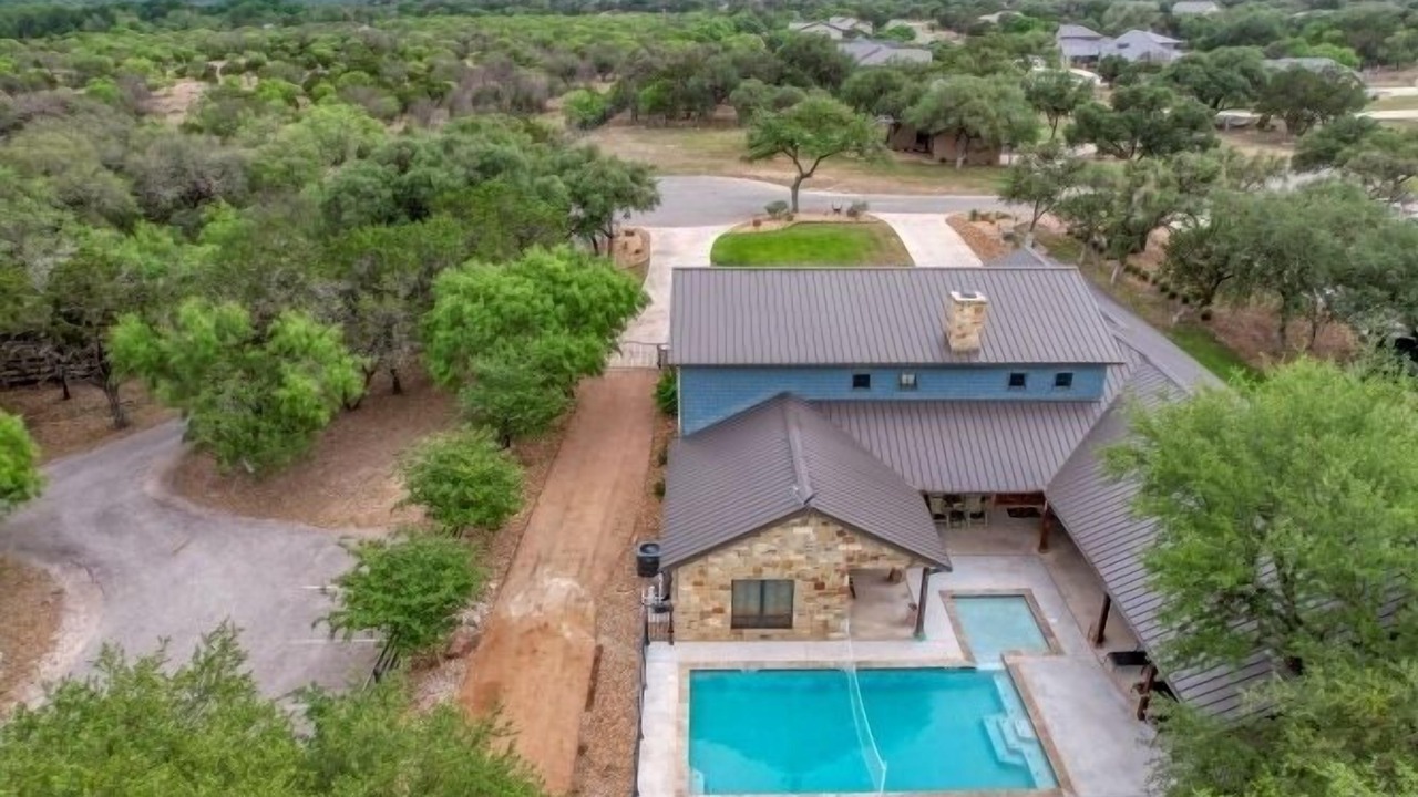 Photo of Outdoor in Concan