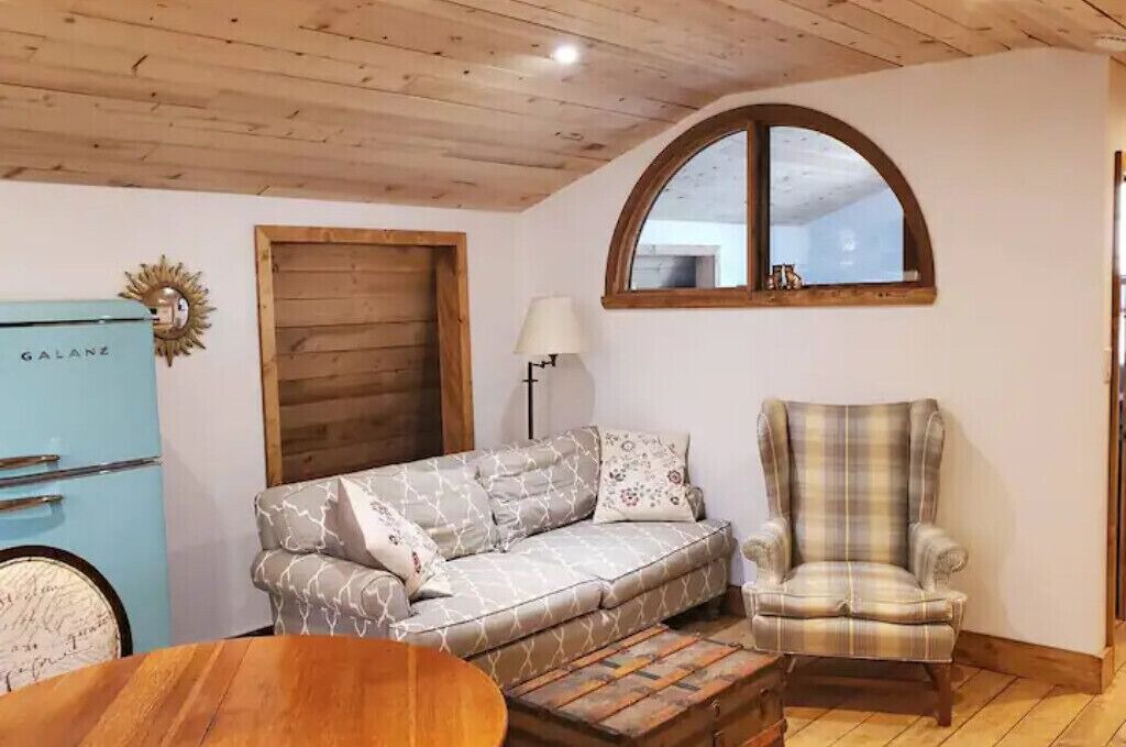 Photo of Livingroom in Hamilton