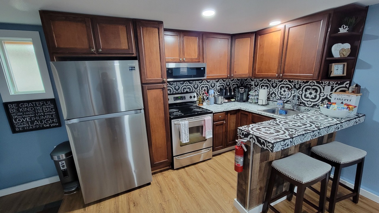 Photo of Others in Albany