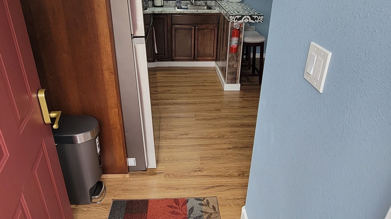 Photo of Others in Albany