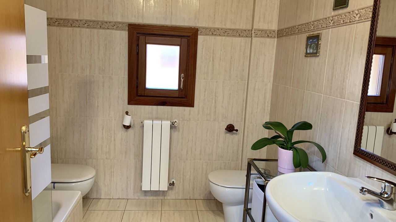 Photo of Bathroom in Lesaka