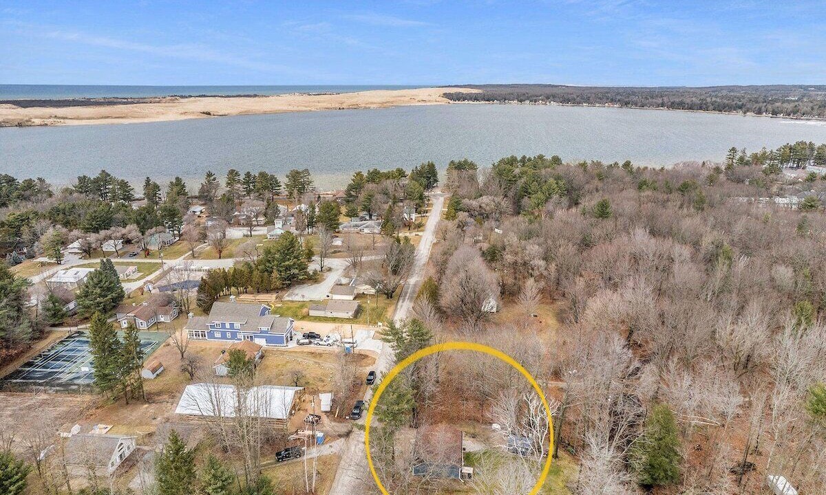 Photo of Outdoor in Silver Lake