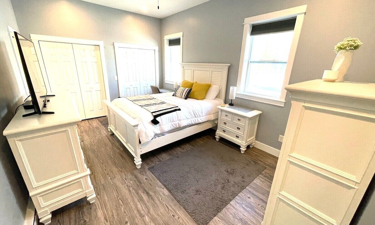 Photo of Bedroom in Silver Lake