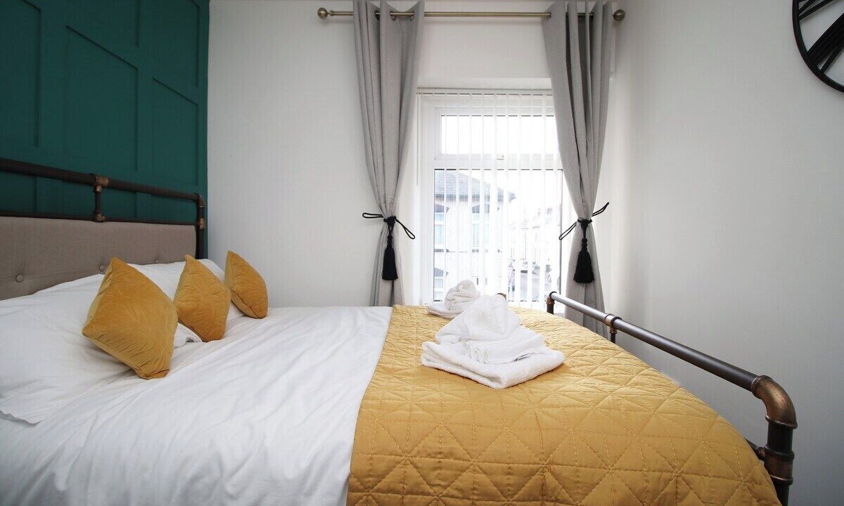 Photo of Bedroom in Newport