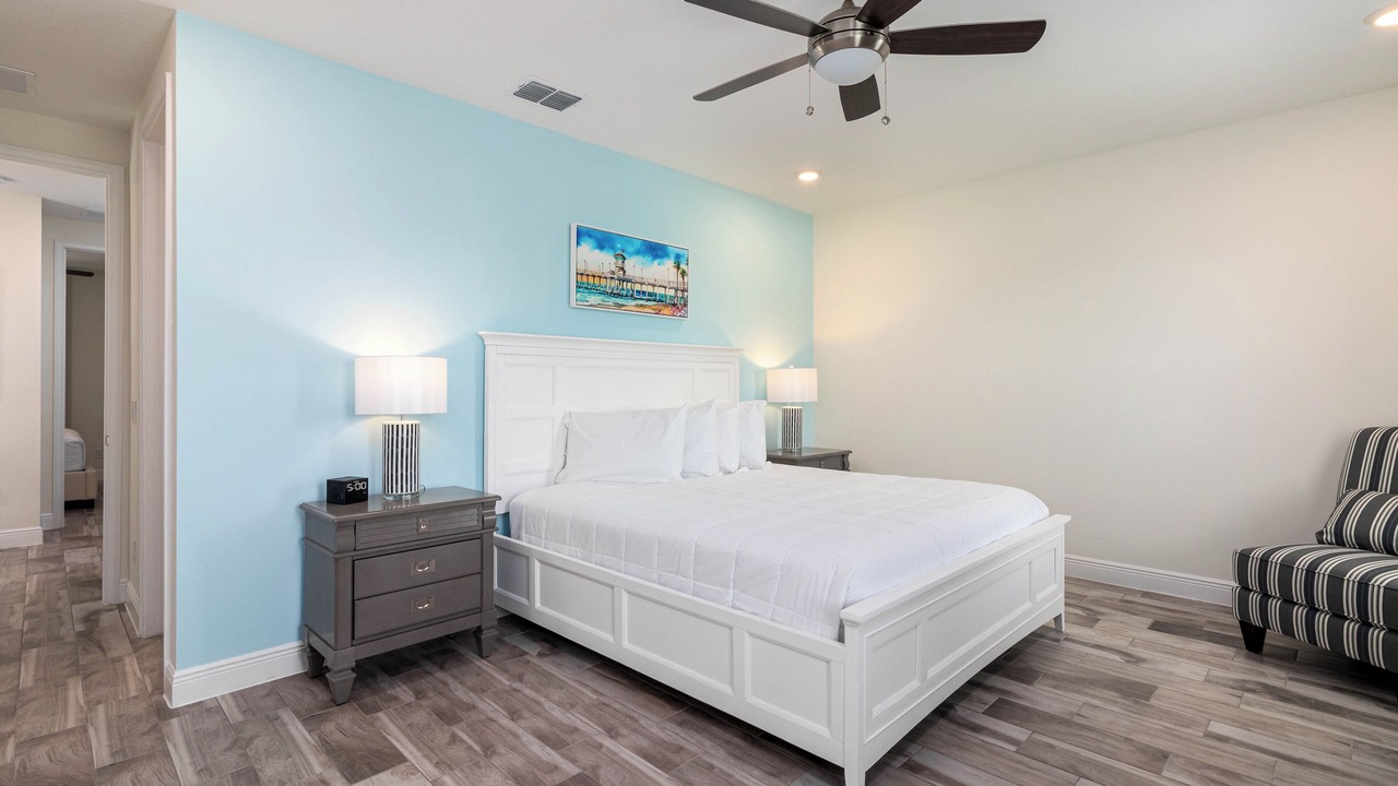 Photo of Bedroom in Bay Lake