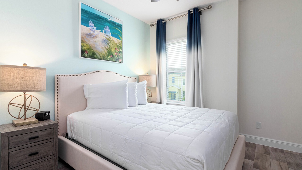 Photo of Bedroom in Bay Lake