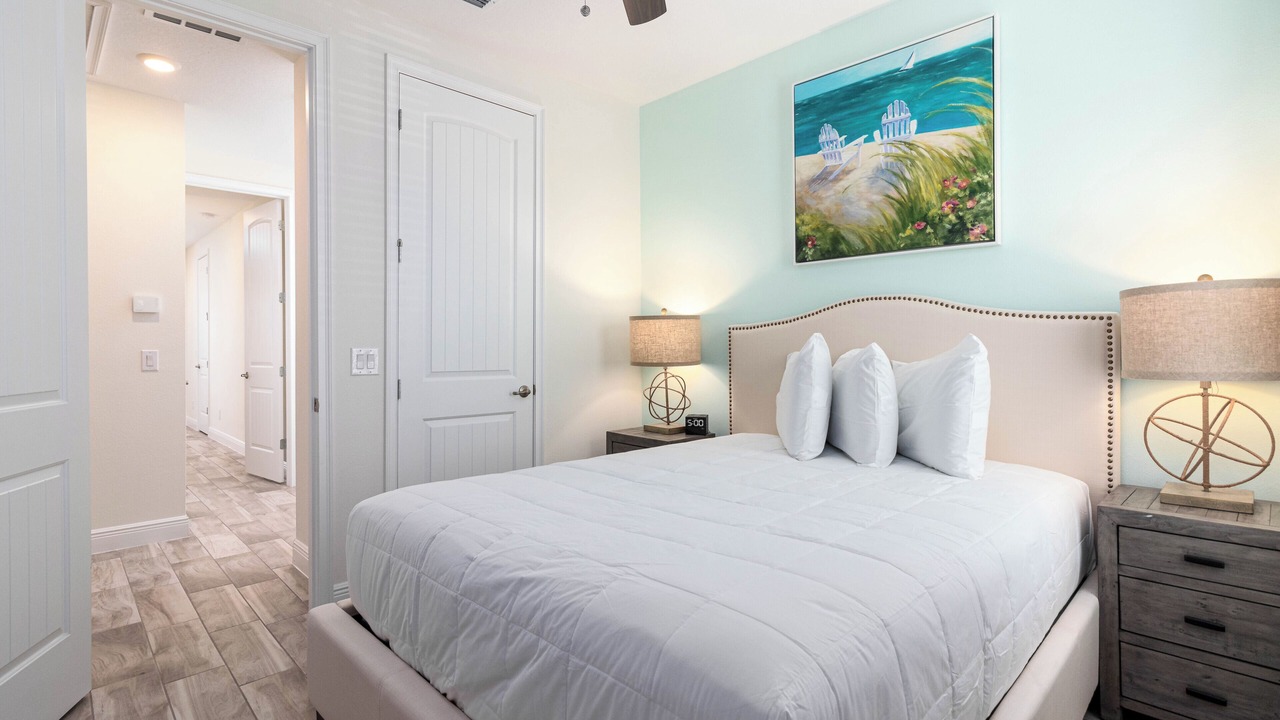 Photo of Bedroom in Bay Lake