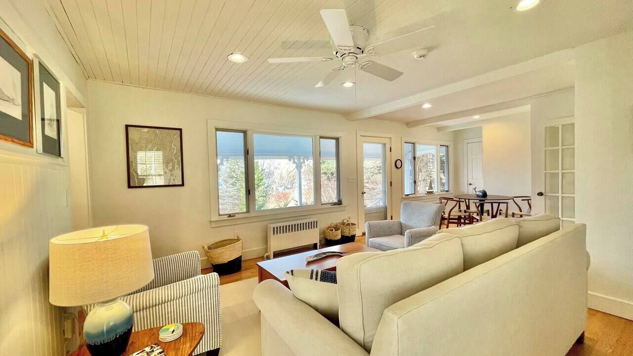 Photo of Livingroom in East Boothbay