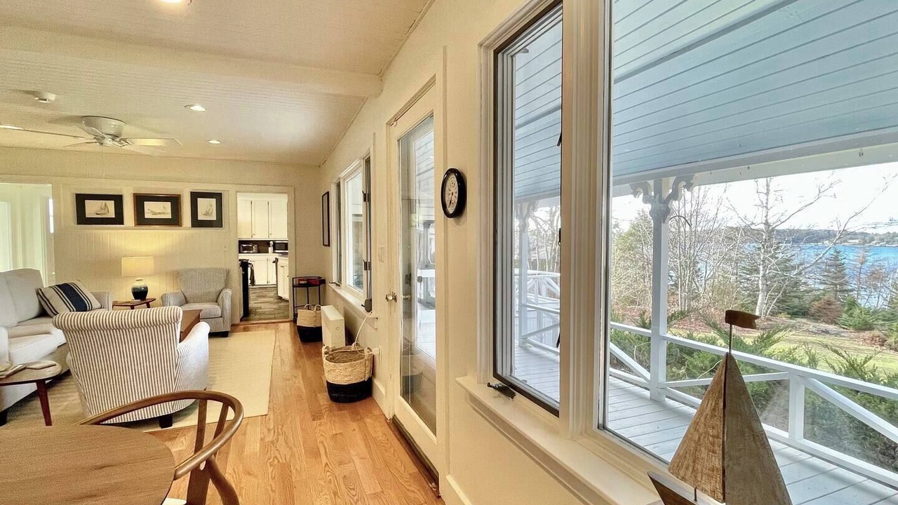 Photo of Livingroom in East Boothbay