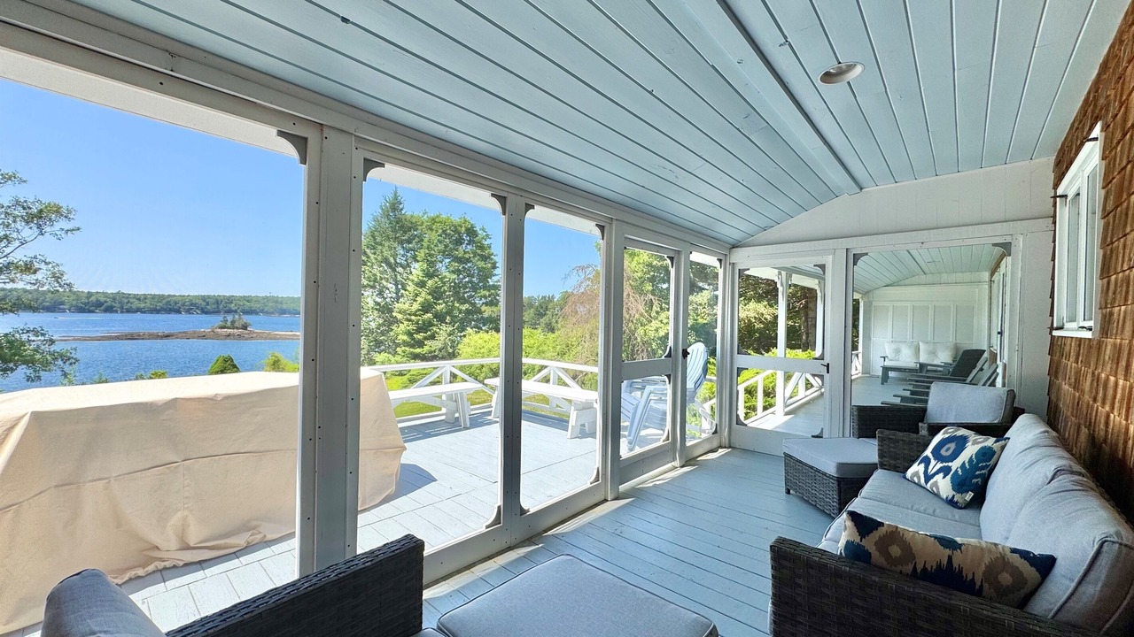 Photo of Patio Balcony in East Boothbay
