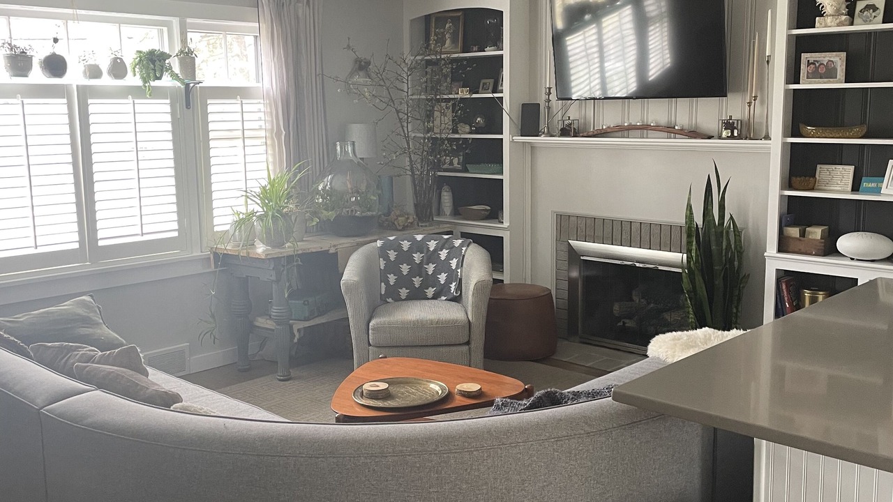 Photo of Livingroom in Penfield