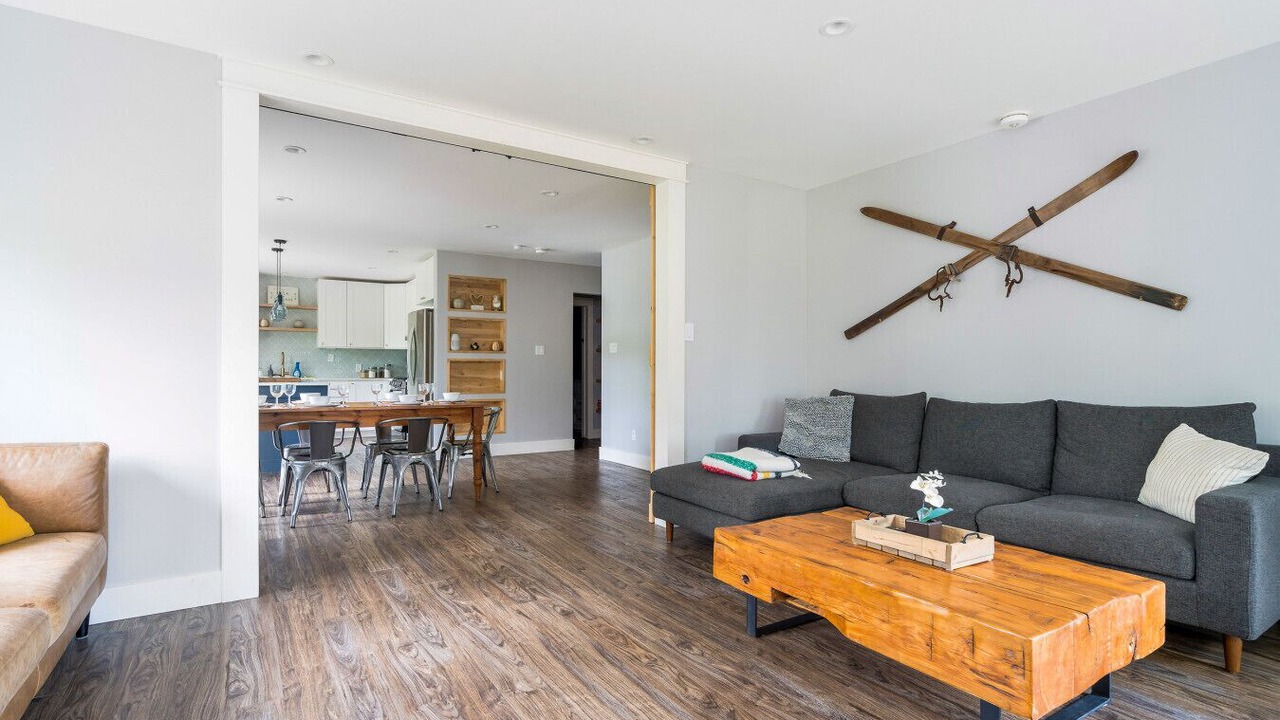 Photo of Livingroom in Meaford