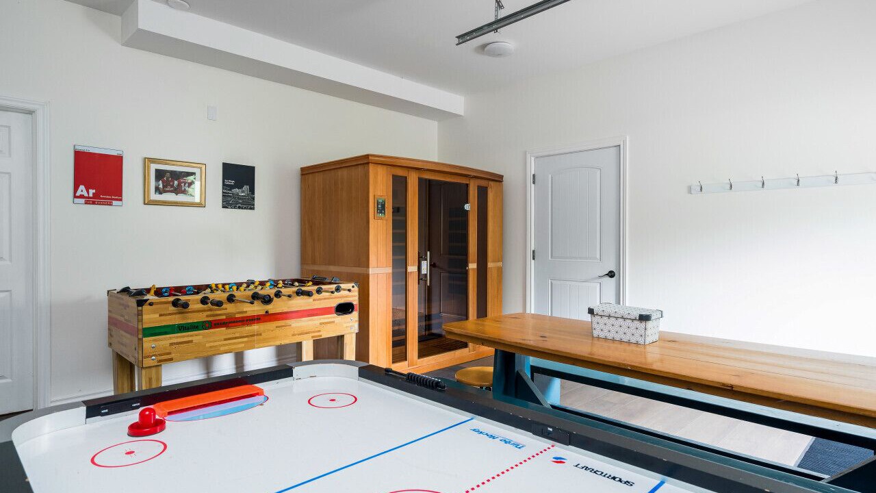Photo of Bedroom in Meaford