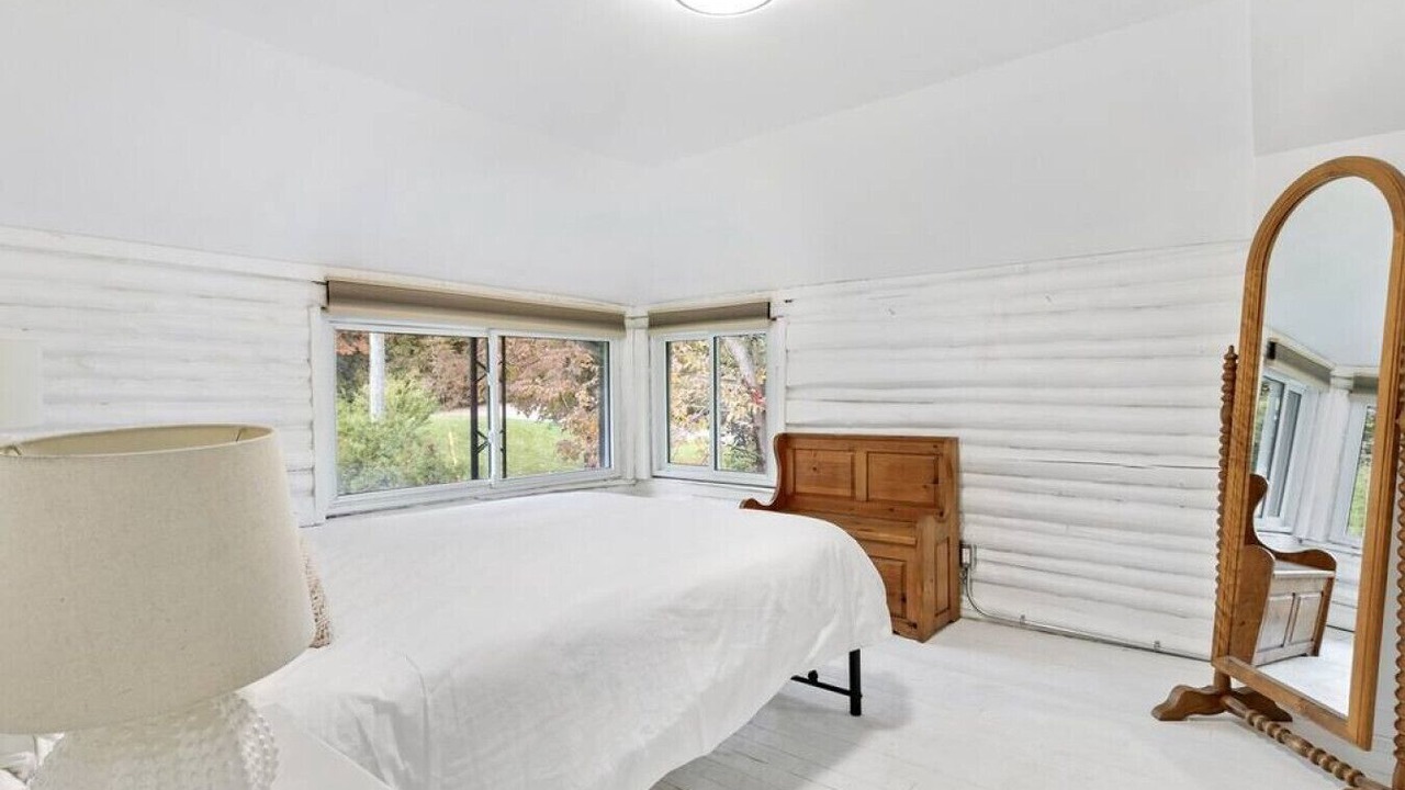 Photo of Bedroom in Meaford